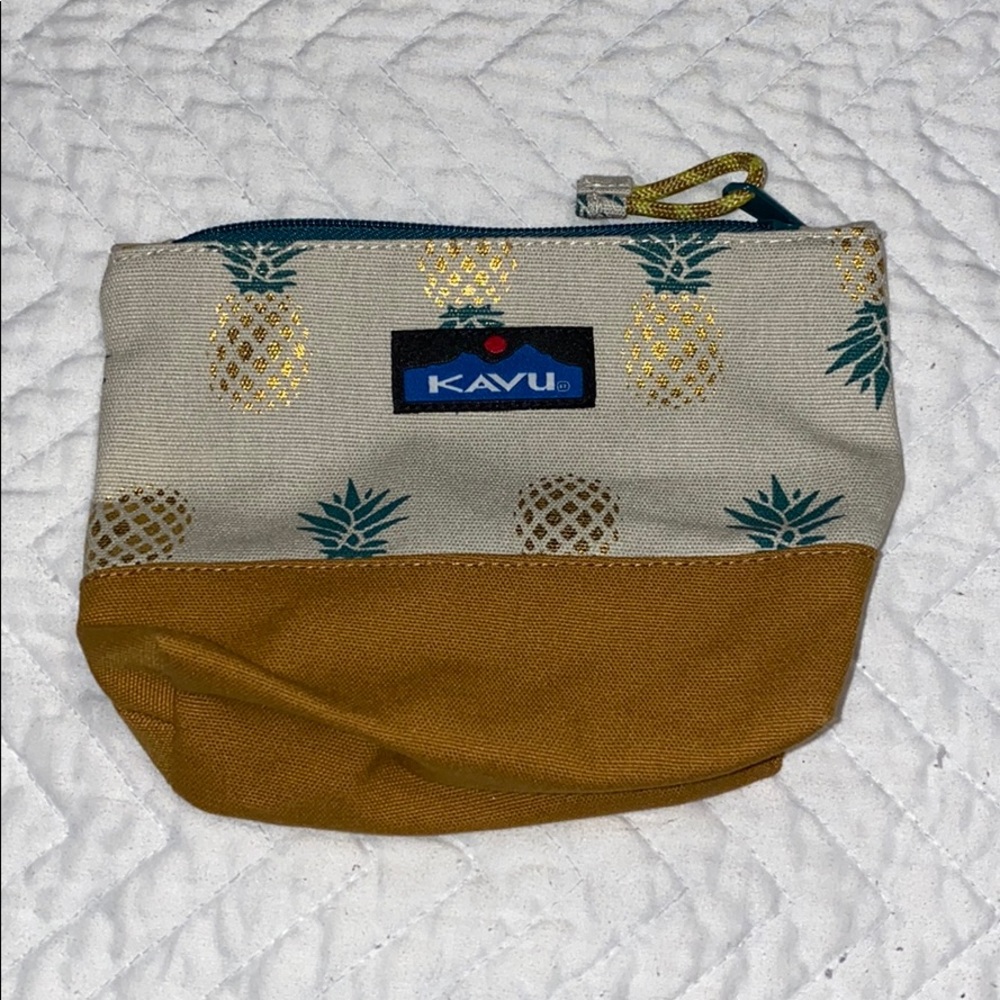 This item is for a trade with another posher.
